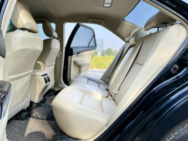 Xe Toyota Camry 5 Chỗ Xe Toyota Camry 5 Chỗ